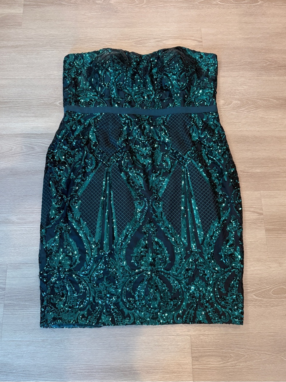City Chic Strapless Emerald Sequin Bodycon Dress 24W